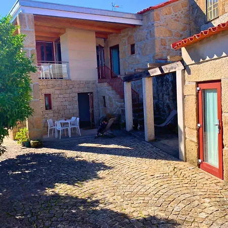 Casas D Aldeia Mangualde